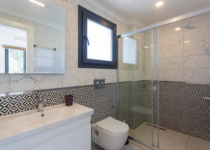 Hisar Celebrity A Vila