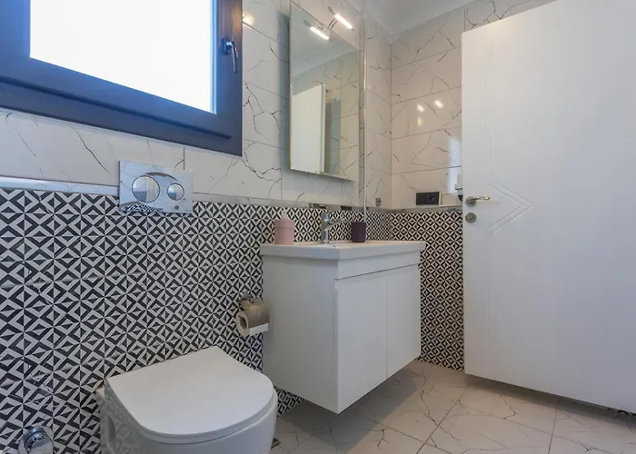 Vila Hisar Celebrity A